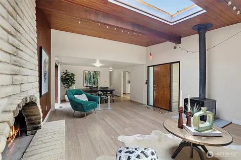 2327 NE 92nd Street Seattle WA 98115