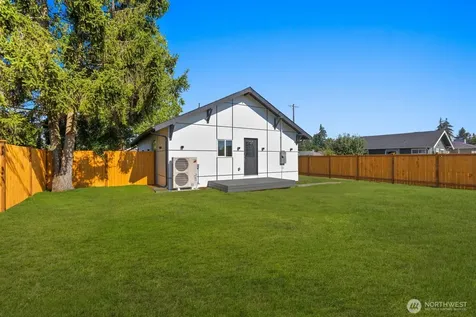 6648 S Lawrence Street Tacoma WA 98409
