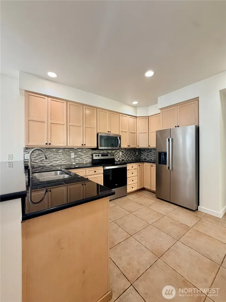 4611 NE 5th Place Renton WA 98059