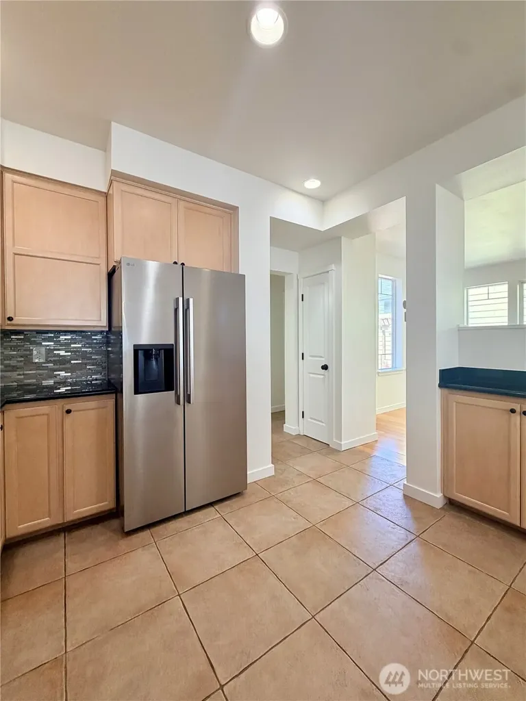 4611 NE 5th Place Renton WA 98059