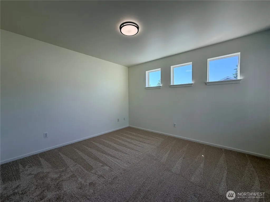4611 NE 5th Place Renton WA 98059