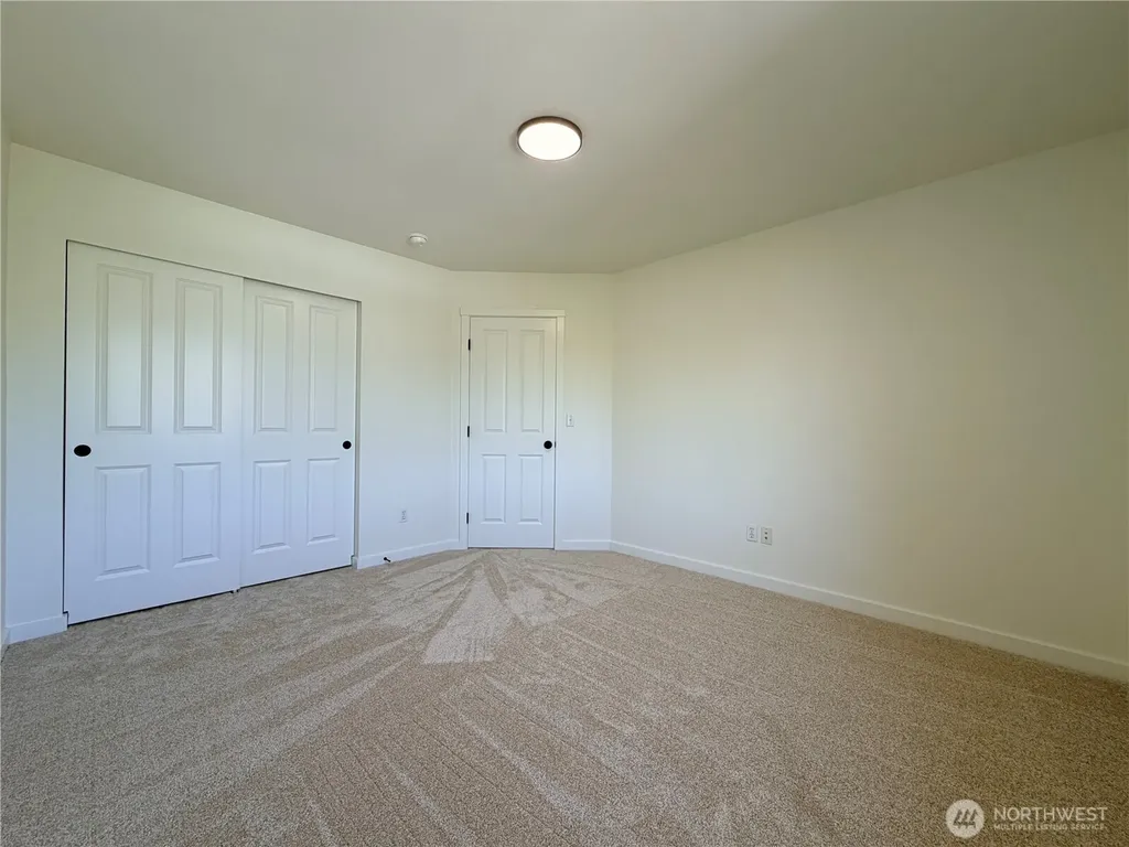 4611 NE 5th Place Renton WA 98059