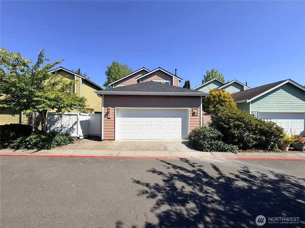 4611 NE 5th Place Renton WA 98059