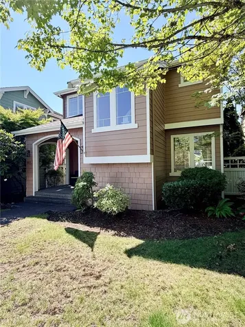 4611 NE 5th Place Renton WA 98059