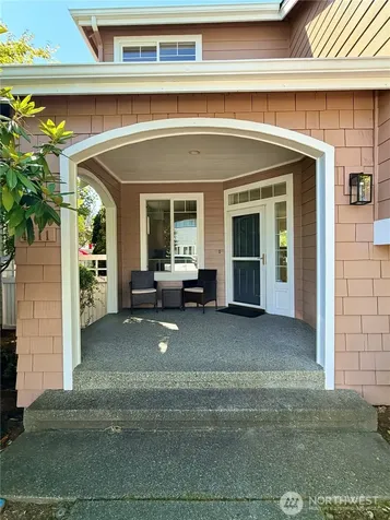 4611 NE 5th Place Renton WA 98059