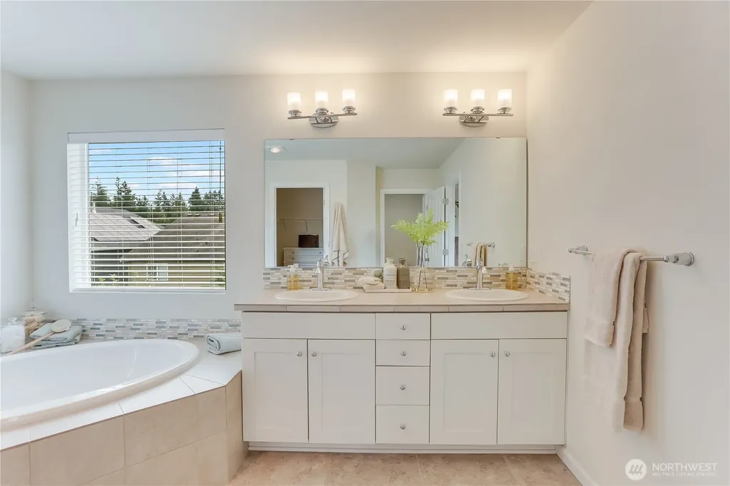 17801 SE 188th Place Renton WA 98058