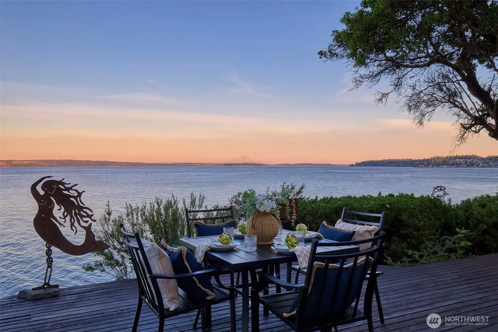 26986 Washington Boulevard NE Kingston WA 98346