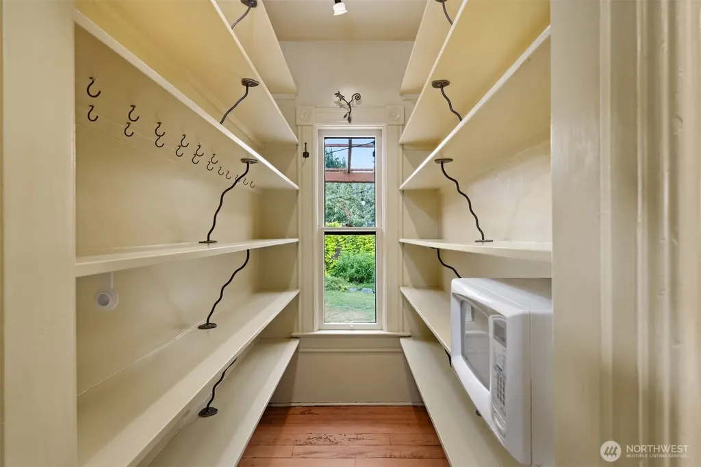 1801 Donovan Bellingham WA 98225
