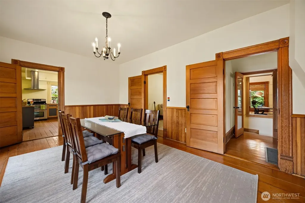 1801 Donovan Bellingham WA 98225