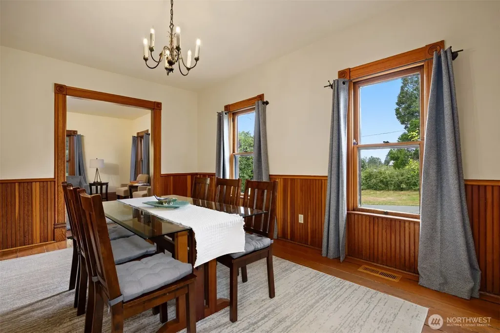 1801 Donovan Bellingham WA 98225