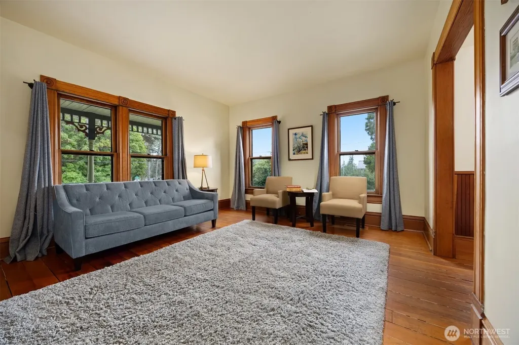 1801 Donovan Bellingham WA 98225