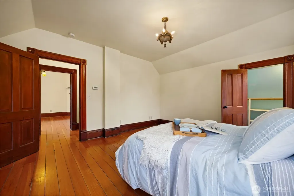 1801 Donovan Bellingham WA 98225