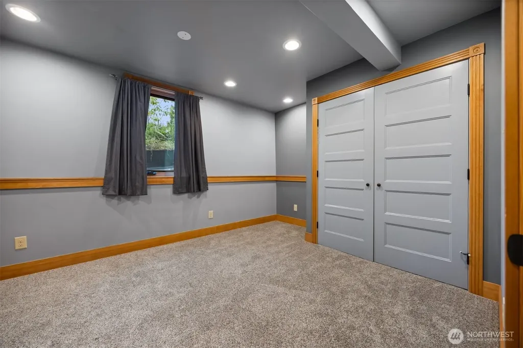 1801 Donovan Bellingham WA 98225
