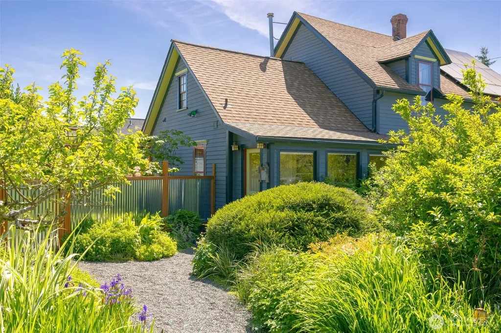 1801 Donovan Bellingham WA 98225