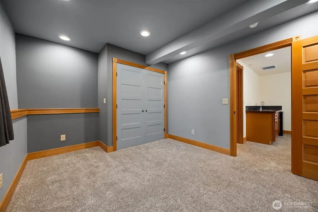 1801 Donovan Bellingham WA 98225
