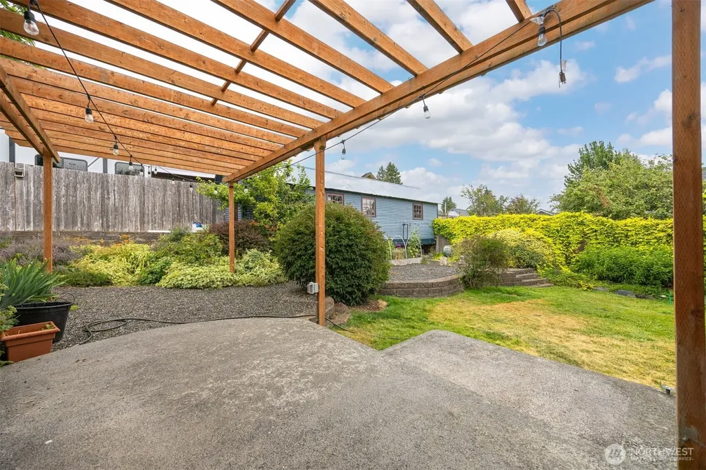 1801 Donovan Bellingham WA 98225