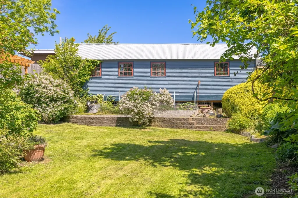 1801 Donovan Bellingham WA 98225
