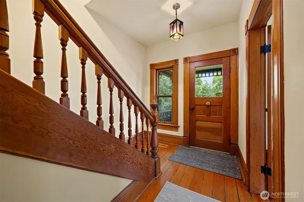 1801 Donovan Bellingham WA 98225