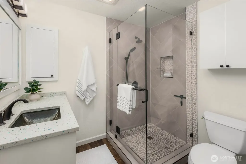 17300 91st Avenue NE Bothell WA 98011