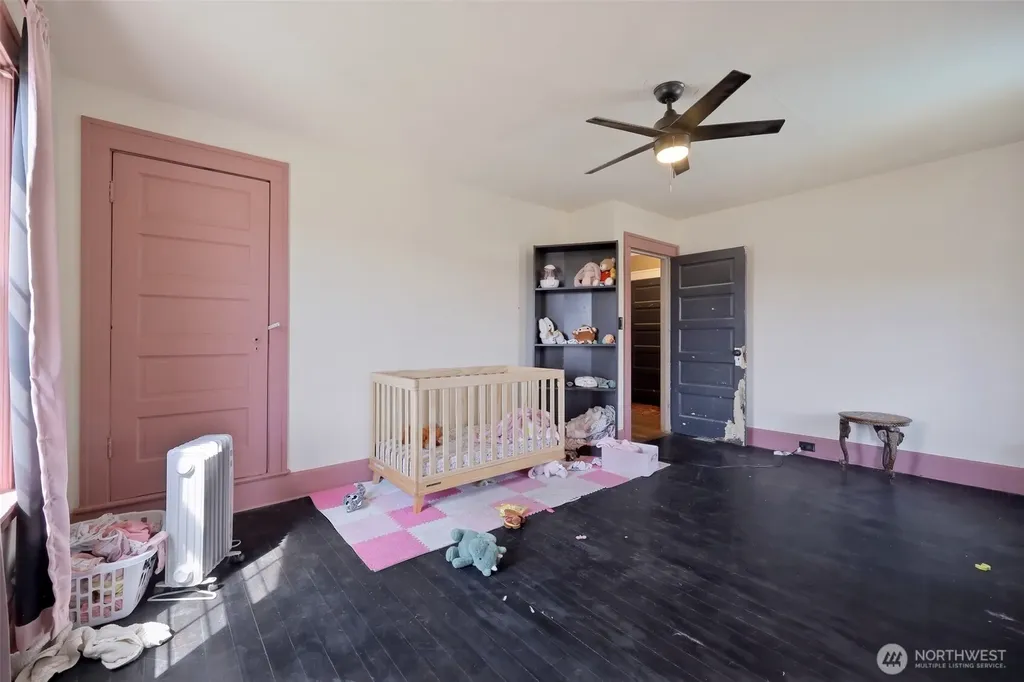 255 Emerson Avenue Hoquiam WA 98550
