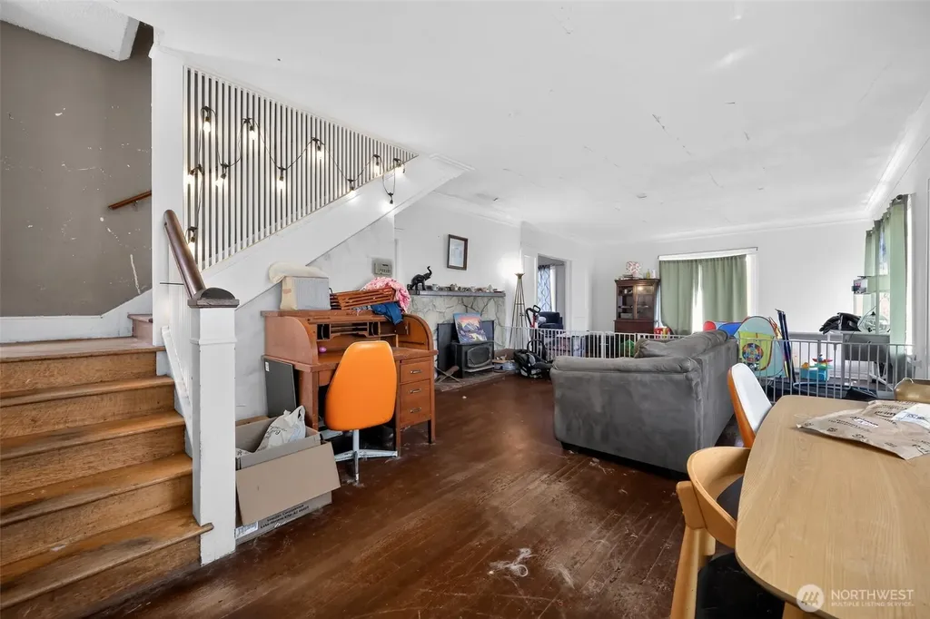 255 Emerson Avenue Hoquiam WA 98550