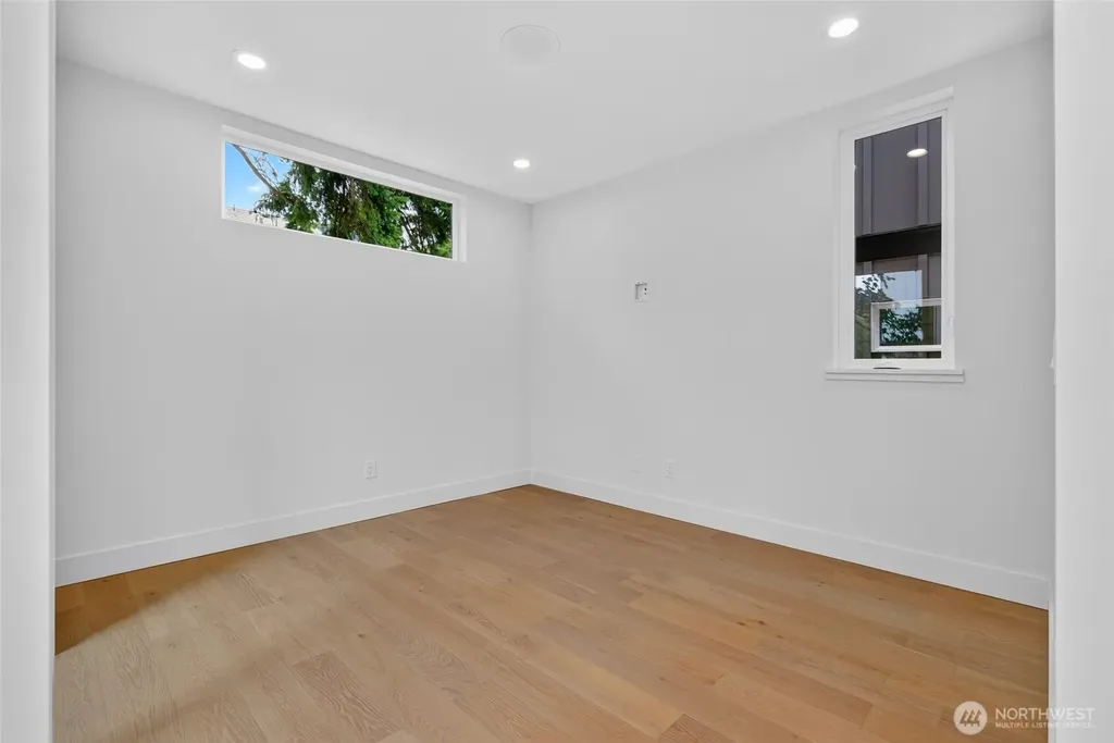 12036 Hiram Place NE Seattle WA 98125