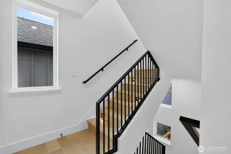 12036 Hiram Place NE Seattle WA 98125