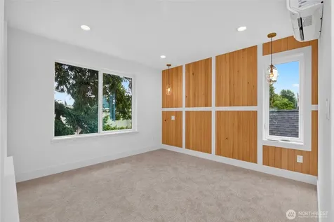12036 Hiram Place NE Seattle WA 98125