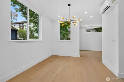 12036 Hiram Place NE Seattle WA 98125