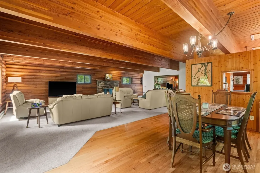 770 E Country Club Drive E Union WA 98592