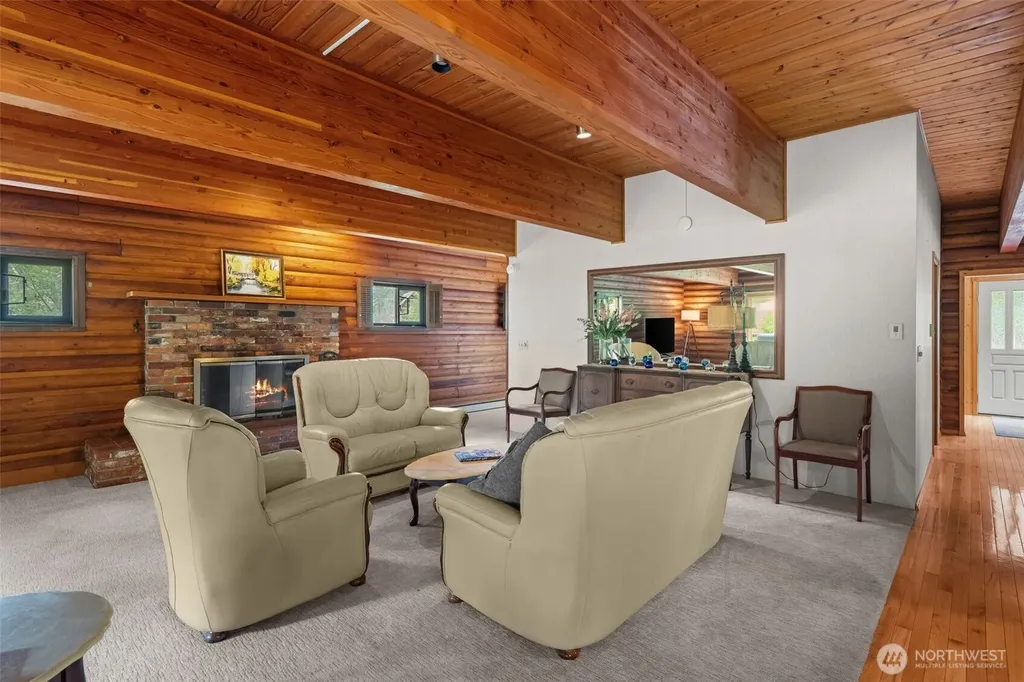 770 E Country Club Drive E Union WA 98592