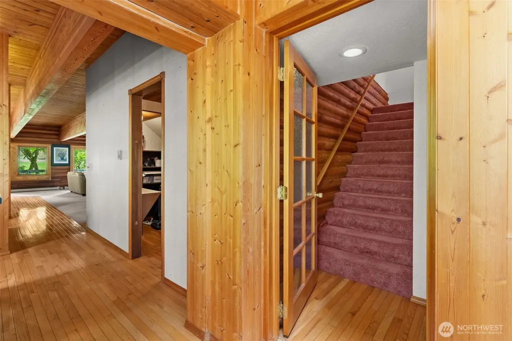 770 E Country Club Drive E Union WA 98592