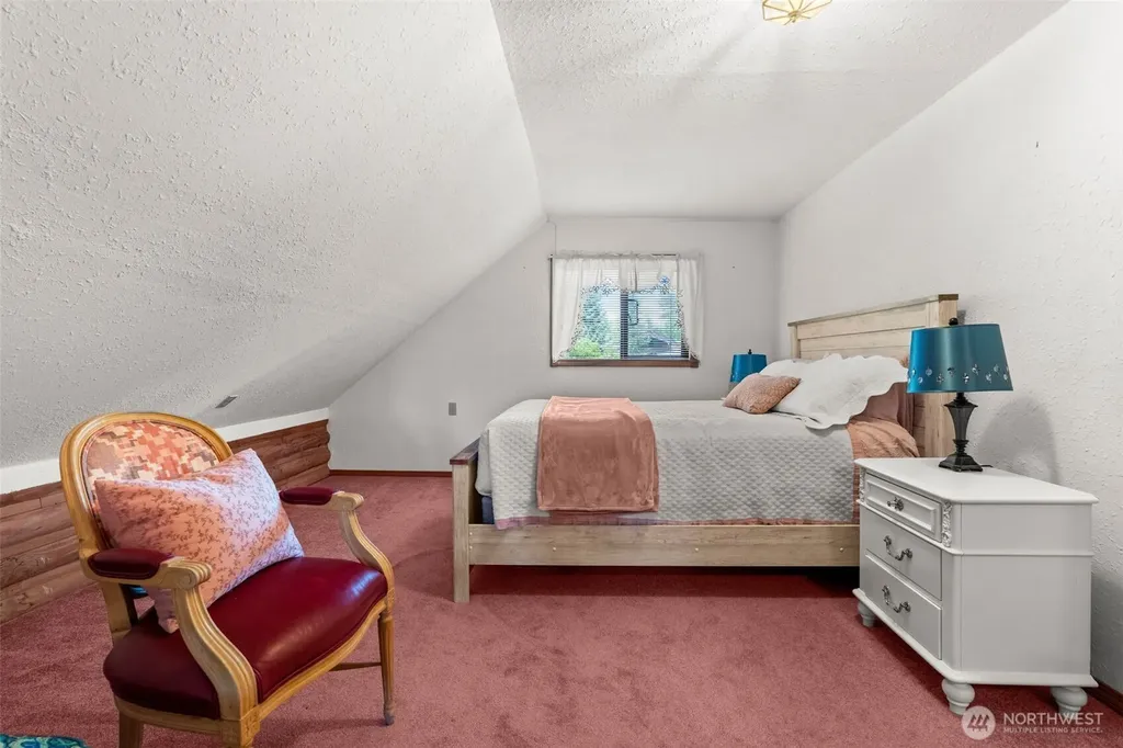 770 E Country Club Drive E Union WA 98592