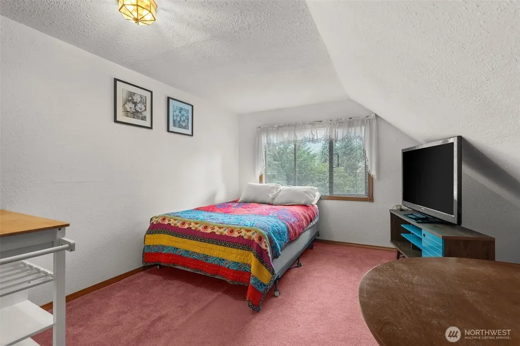 770 E Country Club Drive E Union WA 98592