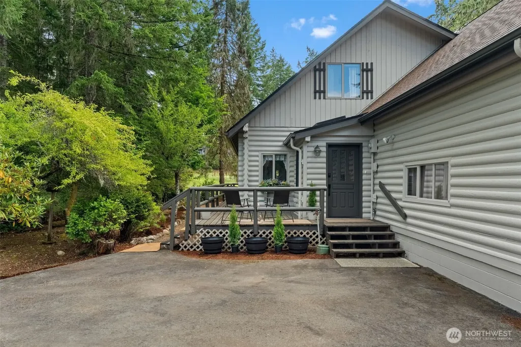 770 E Country Club Drive E Union WA 98592