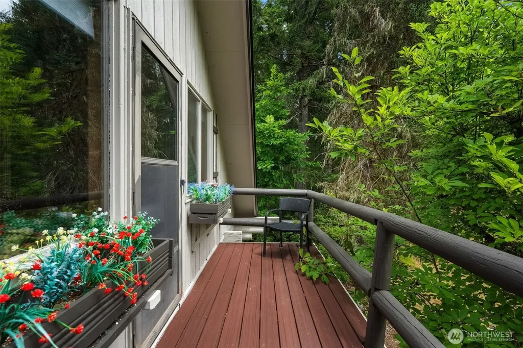 770 E Country Club Drive E Union WA 98592