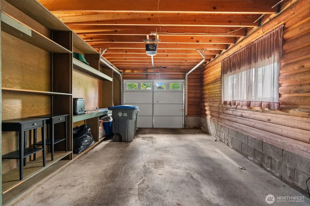 770 E Country Club Drive E Union WA 98592