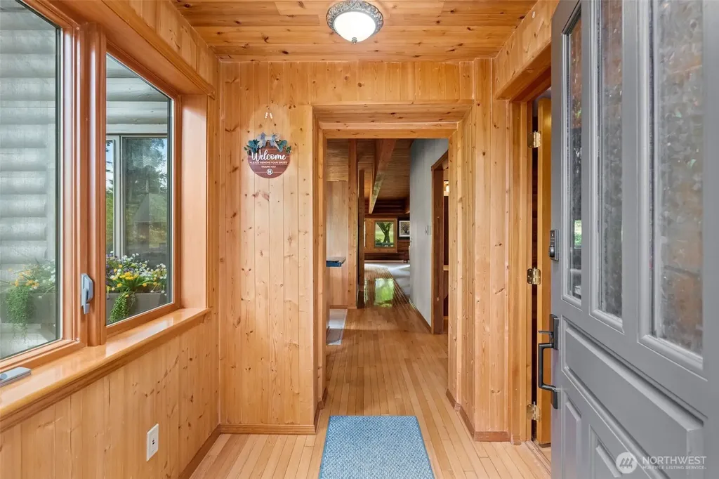 770 E Country Club Drive E Union WA 98592
