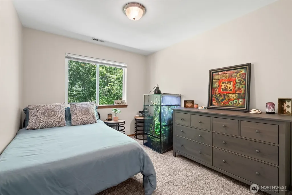 288 NE Fallon Street Bremerton WA 98311