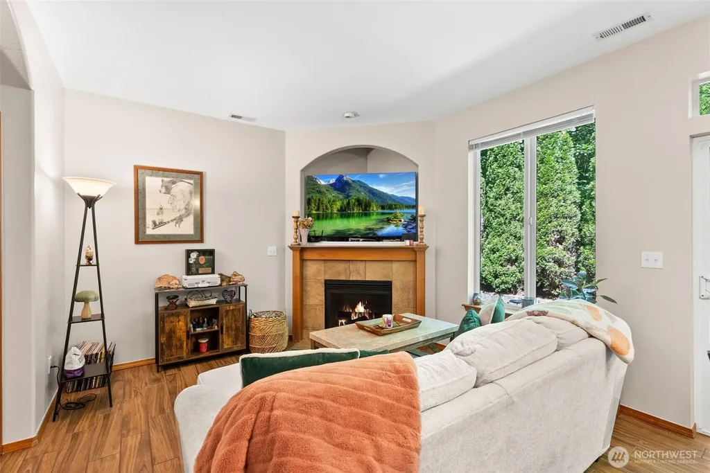 288 NE Fallon Street Bremerton WA 98311