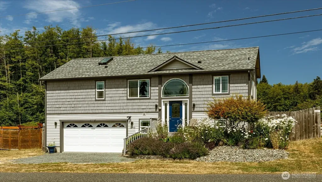 1243 Russell Drive Coupeville WA 98239