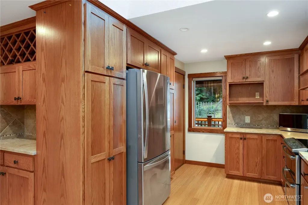 14808 260th Avenue SE Issaquah WA 98027