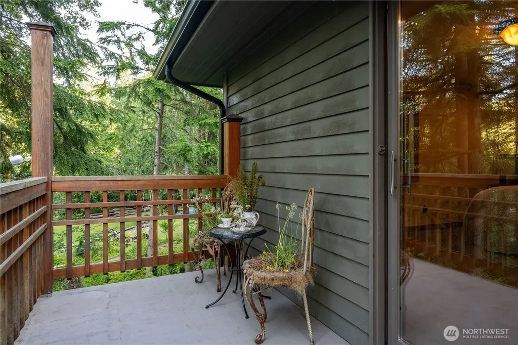 14808 260th Avenue SE Issaquah WA 98027