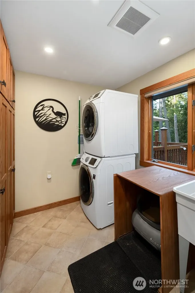 14808 260th Avenue SE Issaquah WA 98027