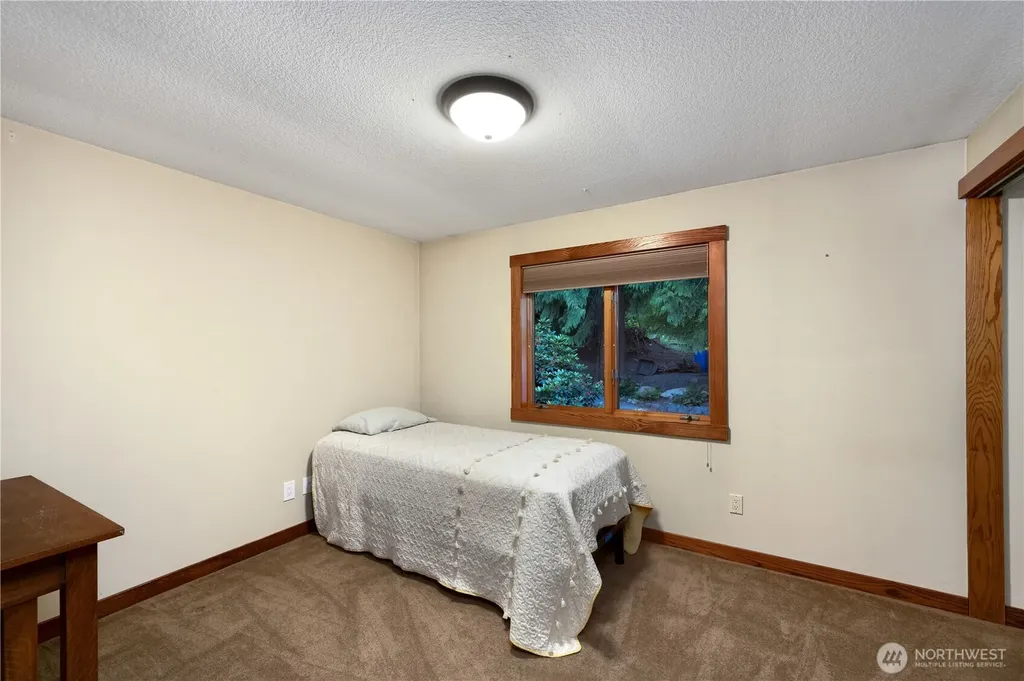 14808 260th Avenue SE Issaquah WA 98027