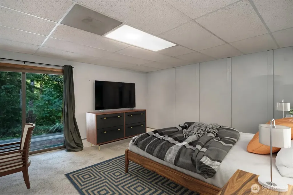 14808 260th Avenue SE Issaquah WA 98027