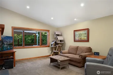 14808 260th Avenue SE Issaquah WA 98027