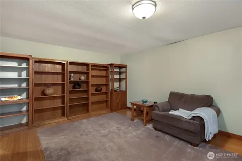 14808 260th Avenue SE Issaquah WA 98027