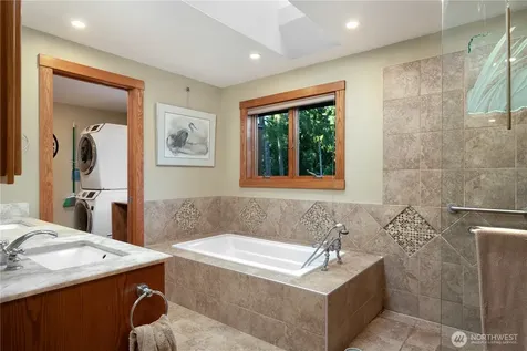 14808 260th Avenue SE Issaquah WA 98027