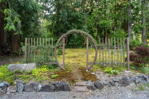 14808 260th Avenue SE Issaquah WA 98027